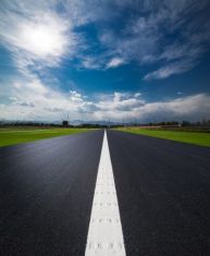 جاده از وسط مزرعه long road through the field